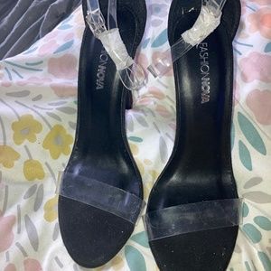 Fashion nova heels size 5.5 never worn all black